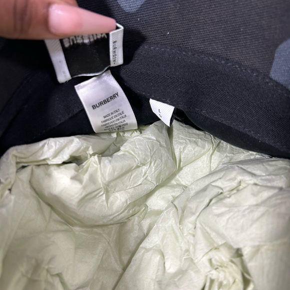 Burberry Camo bucket hat - Picture 3 of 10